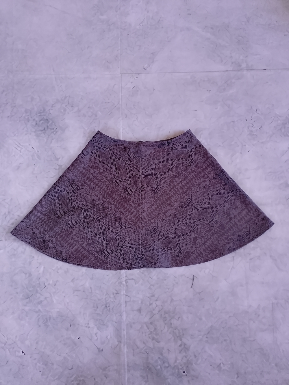 Flared Lace-Pattern Mini Skirt in Mauve Faux Snakeskin